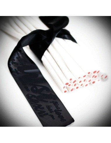 Les petits bonbons silky sensual handcuffs. - MySexyShop.eu